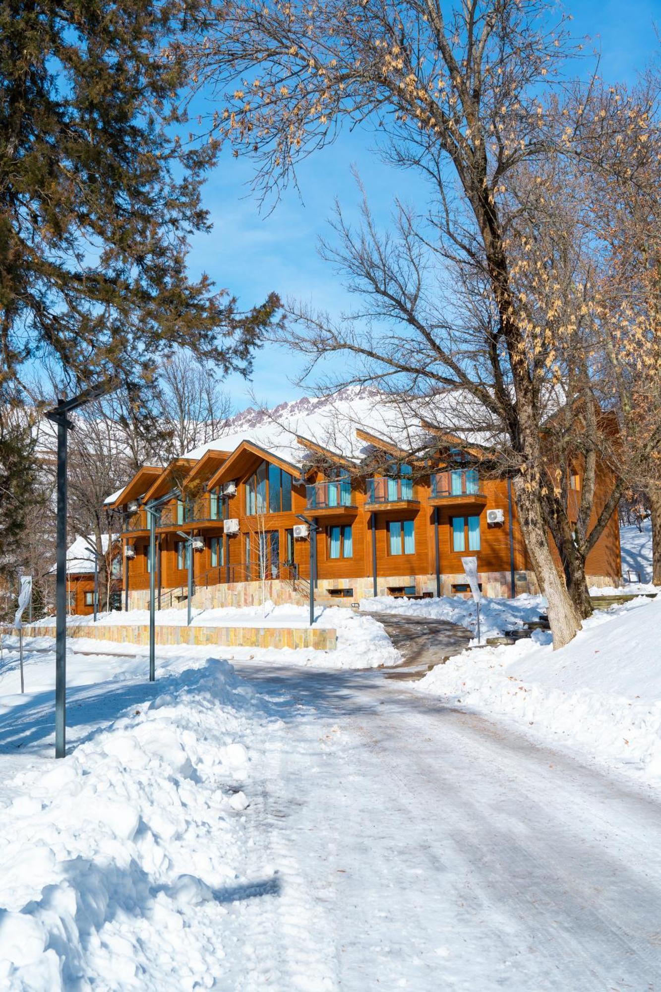 Green Hills Resort Uzbekistan Chimbaylyk Extérieur photo